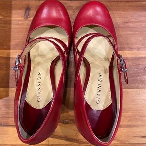 Gianni Bini red leather heels